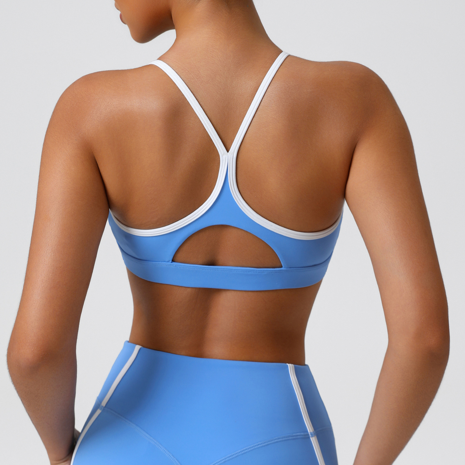 Rekbaar zacht sportondergoed D - Sports Bra High Impact recensie en prijs